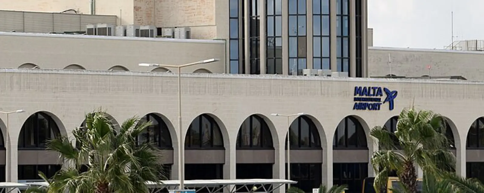 Malta — ảnh minh hoạ cho bài Malta: quốc gia EU nói tiếng Anh — và cảnh báo pháp lý cần biết